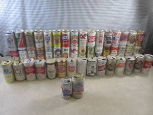 lot 80 image: (EW4) Assorted Vintage Beer and Pop...