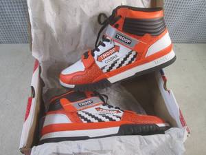 lot 90 image: (BS) New Mens Troop Cobra High Top...