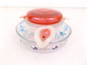 lot 23 image: Vintage Glass Hummingbird Feeder