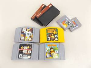 lot 48 image: Collection of Various Vintage Video Games