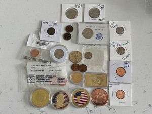 lot 102 image: Assorted Coins