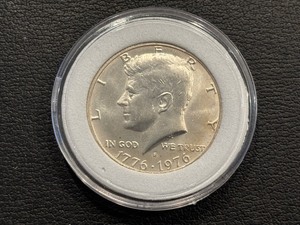 lot 147 image: 1976-S Bicentennial Silver Half Dollar