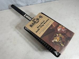 lot 252 image: New Mr. Bar-B-Q Non Stick Grill and Flip Basket