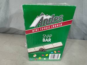 lot 338 image: New Case of 24 Andes Mint Cookie Crunch Snap Bars