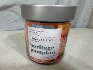 lot 339 image: New Signature Soy Plant Based Wax Blend 2 Wick Candle - Heritage Pumpkin