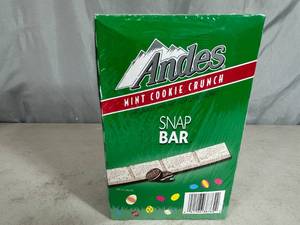 lot 366 image: New Case of 24 Andes Mint Cookie Crunch Snap Bars