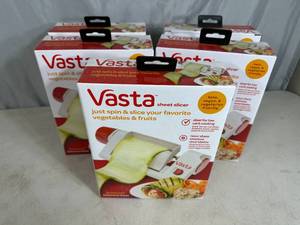 lot 43 image: 5 New Vasta Sheet  Pasta Slicers