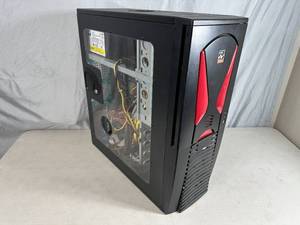 lot 50 image: Gaming Computer Tower for Parts