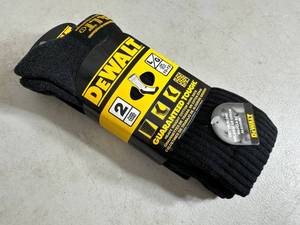 lot 65 image: 2 New Pairs of Dewalt Cotton Blend Work Socks