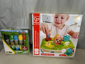 lot 109 image: New Hape Farmyard Sound Puzzle and John Deere Chalk Set