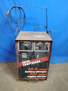 lot 42 image: Sears Craftsman Battery Charger