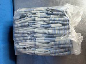 lot 69 image: 12 Pairs of Work Gloves