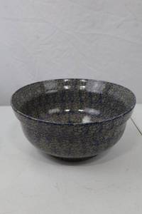 lot 3 image: BBP Blue Spongeware Stoneware Mixing Bowl, 10 Inch