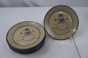 lot 47 image: Set of 6 Beaumont Bros Pottery Snowman Plates, 6.5 in, 2001