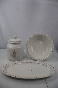 lot 57 image: Winter Snowman Ceramic Kitchen Lot - Canister, Serving Bowl, Platter