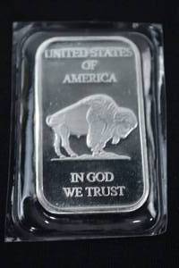 lot A-164 image: 1 oz .999 Fine Silver Bar Buffalo Design in Sealed Plastic