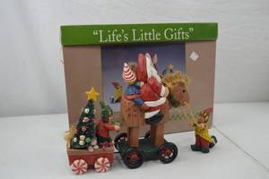 lot 182 image: Eddie Walker Lifes Little Gifts Kid at Heart Christmas Figurine LE 2001