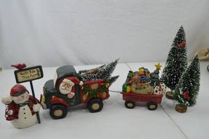 lot 184 image: Midwest of Cannon Falls Eddie Walker North Pole Tree Farm 5pc Christmas Set