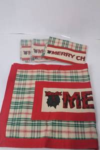 lot 142 image: Plaid Cotton Christmas Table Runner and Napkins Set