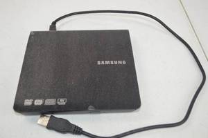 lot 94 image: Samsung SE-208DB Portable External USB DVD Writer