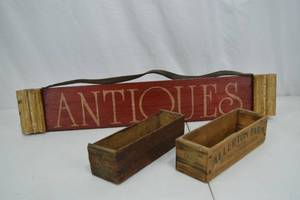 lot 197 image: Antique Cheese Boxes and Painted Antiques Sign Lot