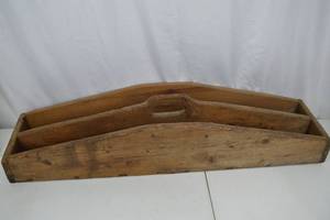 lot 201 image: Vintage Wooden Divided Toolbox with Handle