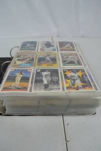 lot 219 image: Baseball Card Binder Collection With Stars - Hank Aaron, Barry Bonds