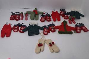 lot 211 image: Assorted Miniature Winter Doll Clothes and Accessories