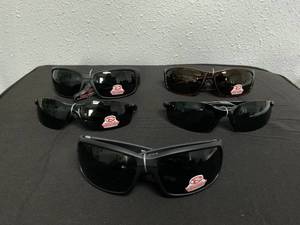 lot 158 image: LOT OF 5 REDRIDGE Sunglasses
