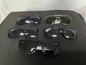 lot 163 image: LOT OF 5 PHAT FARM Sunglasses