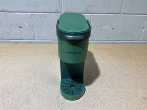 lot 493 image: Keurig K-Mini Single Serve Coffee Maker with 6-12Oz Cup Sizes, Quick Brewing, and Removable Drip Tray (Evergreen)