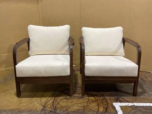 lot 243 image: Extra Wide Solid Wood Outdoor Lounge Chair with Woven Backrest, Comfy Cushion and Curved Armrests Patio Garden, Walnut