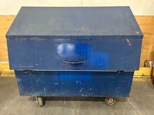lot 16 image: Heavy Duty Metal Job Site Box on Casters