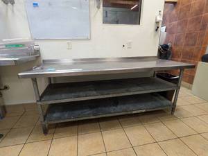 lot 18 image: STAINLESS STEEL COMMERCIAL PREP TABLE