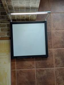 lot 51 image: MAGNA LENS DOUBLE ADVERTISING SIGN-SINGLE W LIGHT