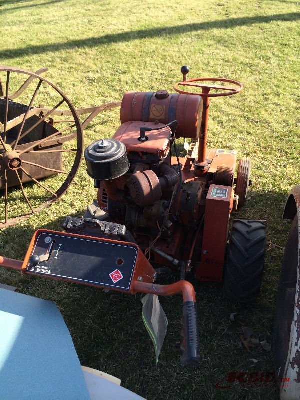 lot 23 image: Ditch Witch Trencher Model C99