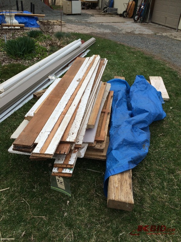 lot 72 image: Assorted used Lumber, door jams