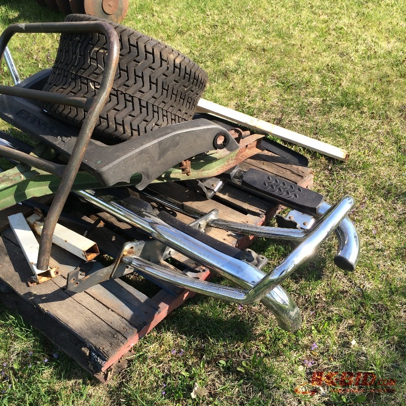 lot 126 image: Assorted Items Ladder rack, Grille Guard, Running boards, Misc.