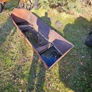 lot 40 image: 7 ft Snow Bucket