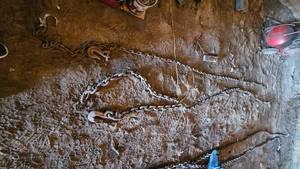 lot 79 image: 1-20ft Log Chain and Misc Others as Shown