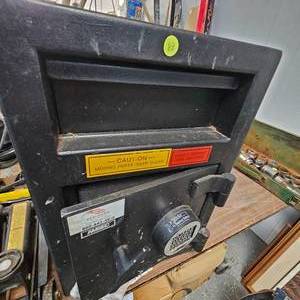 lot 88 image: AMSEC Larger Safe-Working with Combination