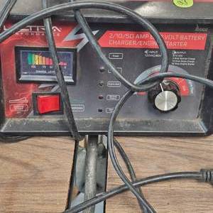 lot 92 image: 201050 Amp Battery Charger