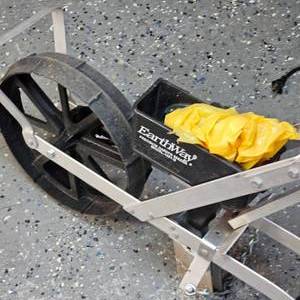 lot 96 image: Walk Behine See Planter wPlates