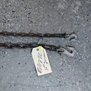 lot 115 image: 12ft and 16 ft Tow Chains, clean