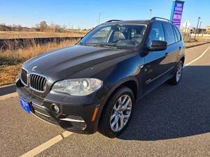 lot 1 image: 2012 BMW X5 XDrive35i