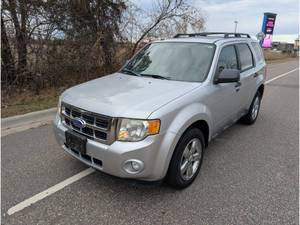 lot 7 image: 2012 Ford Escape XLT