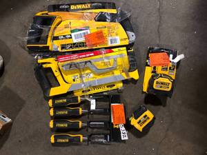 lot 59 image: Lot of assorted hand tools various brands models and conditions customer return see pictures