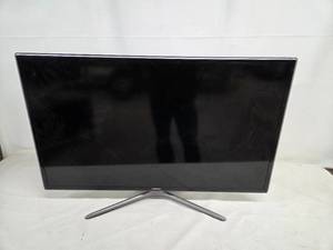 lot 63 image: Samsung 46 Inch LED TV UN46F6300AF with Stand - no power cord or Remote