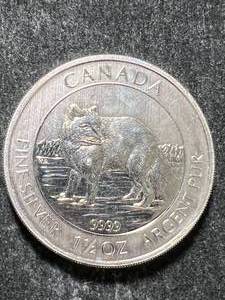 lot 54 image: 2014 CANADIAN WOLF 1.5 TROY OZ .9999 FINE SILVER