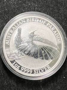 lot 59 image: 2018 AUSTRALIAN BIRD 1 TROY OZ .9999 FINE SILVER IN AIRTITE